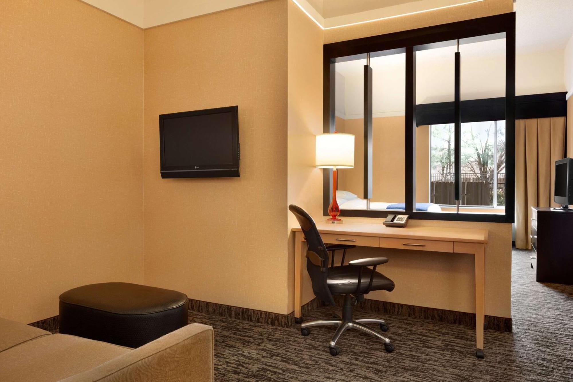 Hotel Doubletree By Hilton Airport Oklahoma City