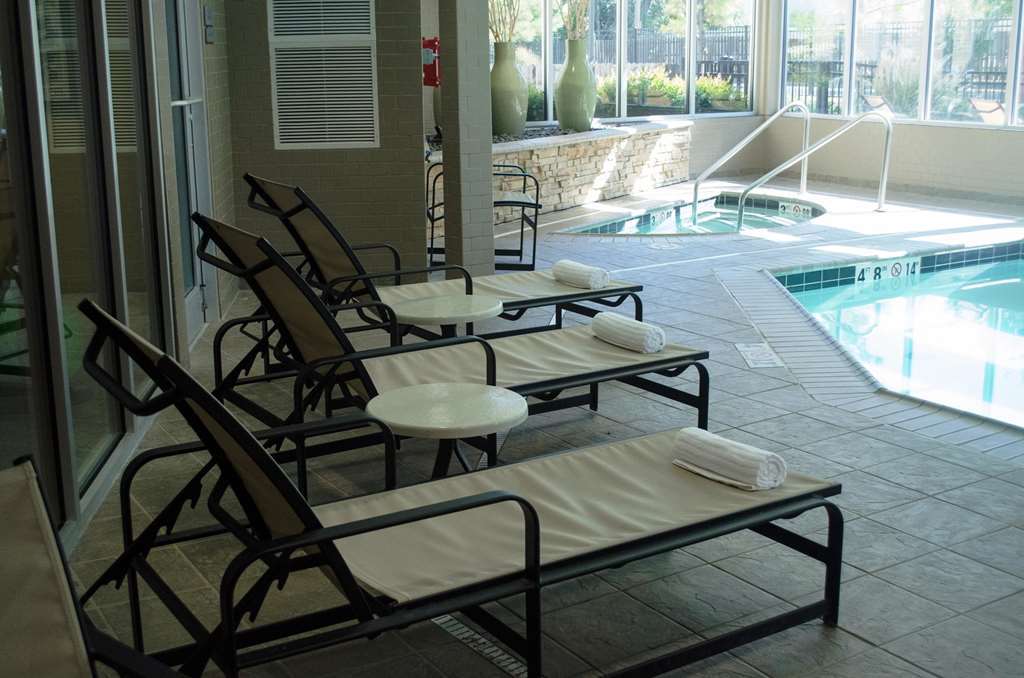 Doubletree By Hilton Airport Hotel