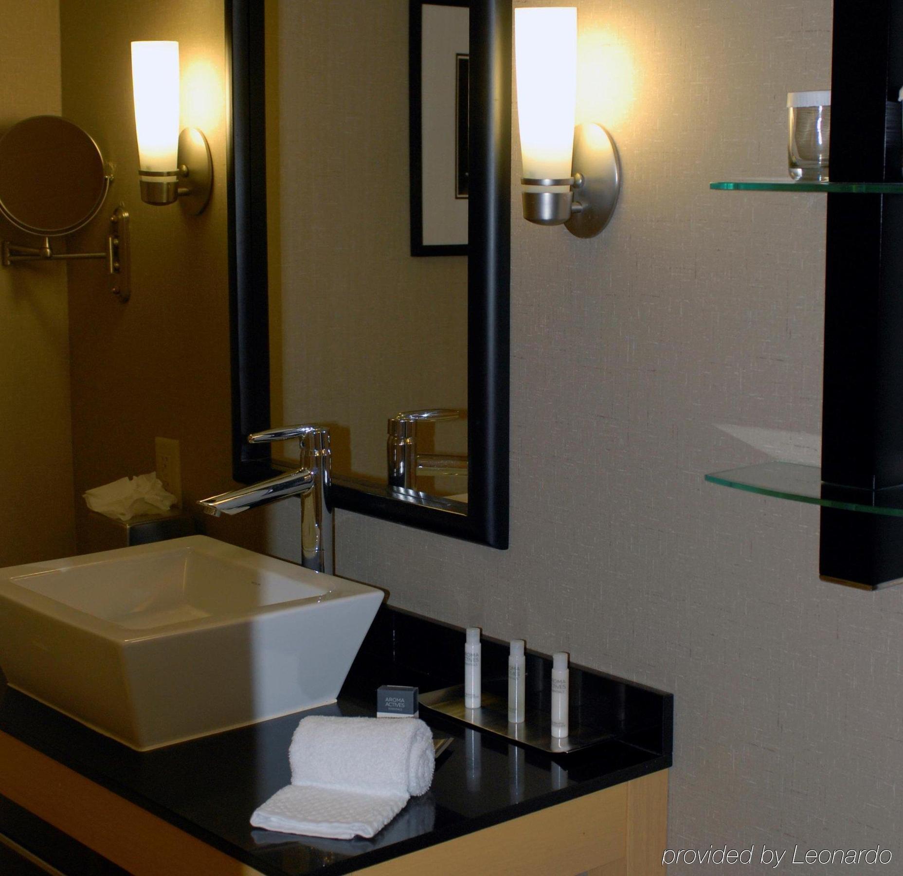 Doubletree By Hilton Airport Hotel Oklahoma City