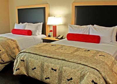 Doubletree By Hilton Airport 4*