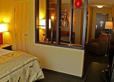 Doubletree By Hilton Airport Hotel Oklahoma City