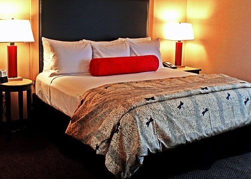 Hotel Doubletree By Hilton Airport 4*