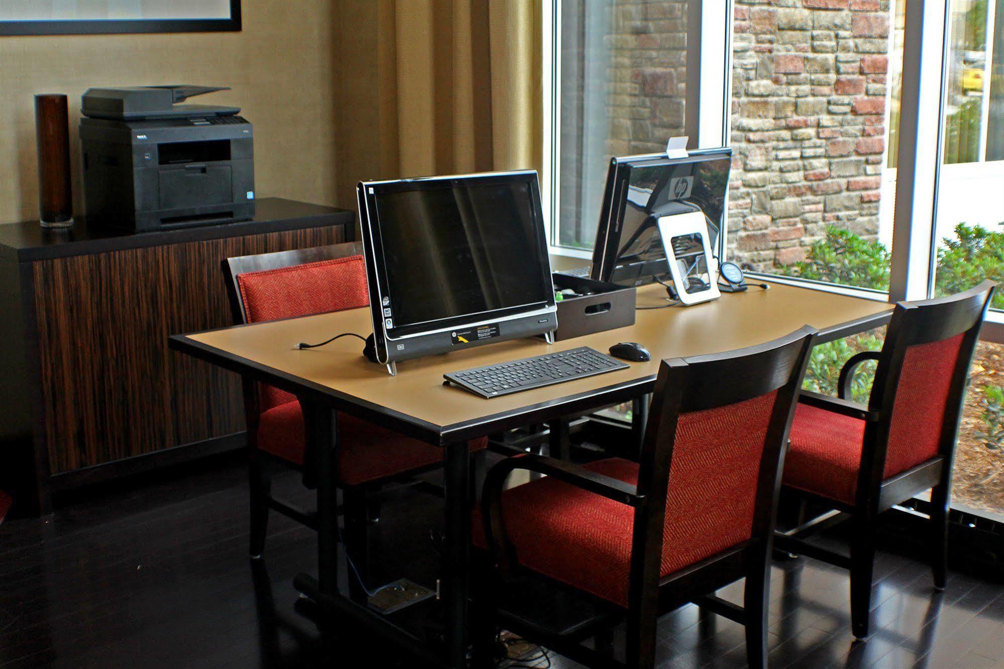 Hotel Doubletree By Hilton Airport Oklahoma City