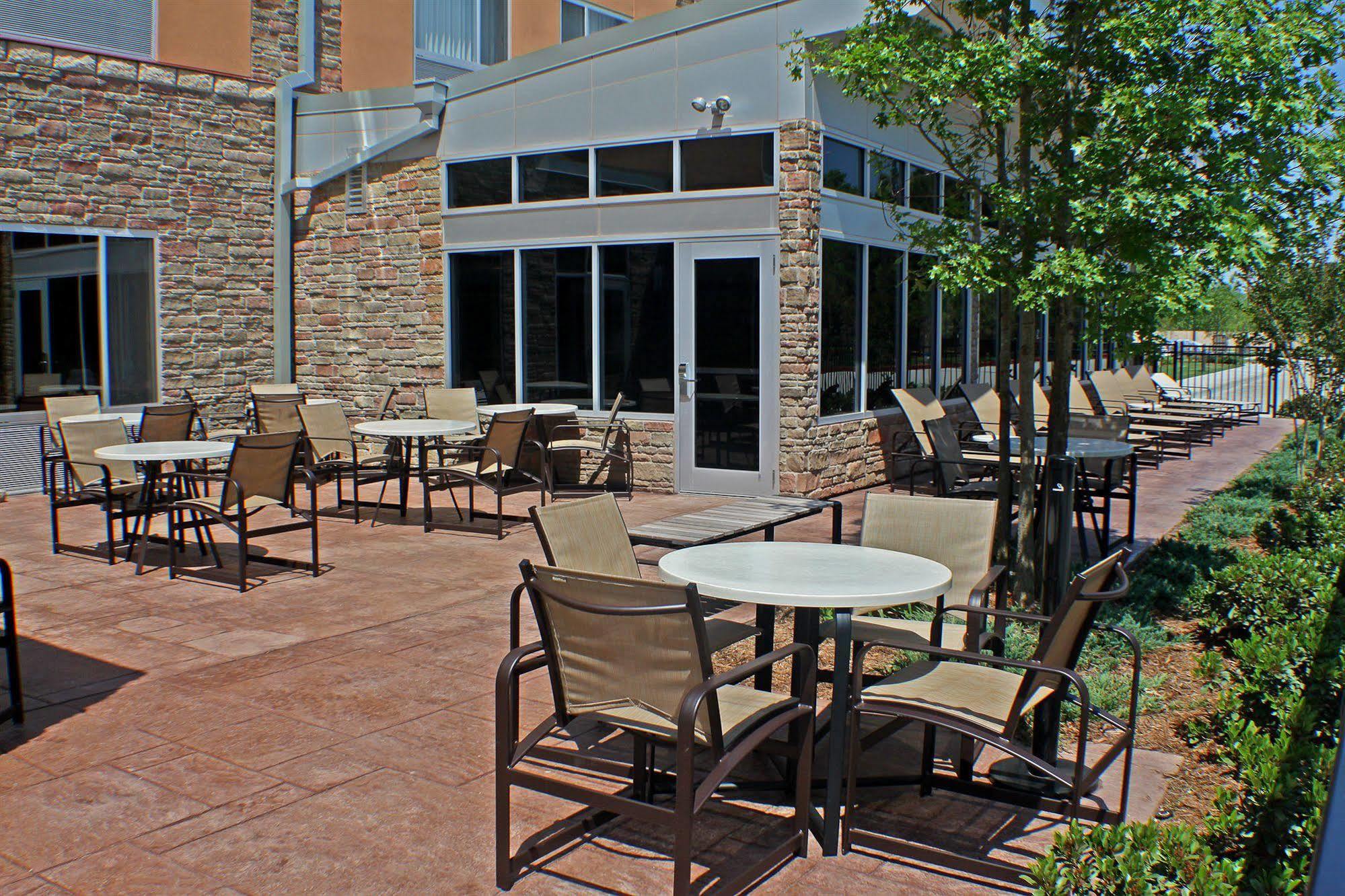 Hotel Doubletree By Hilton Airport Oklahoma City