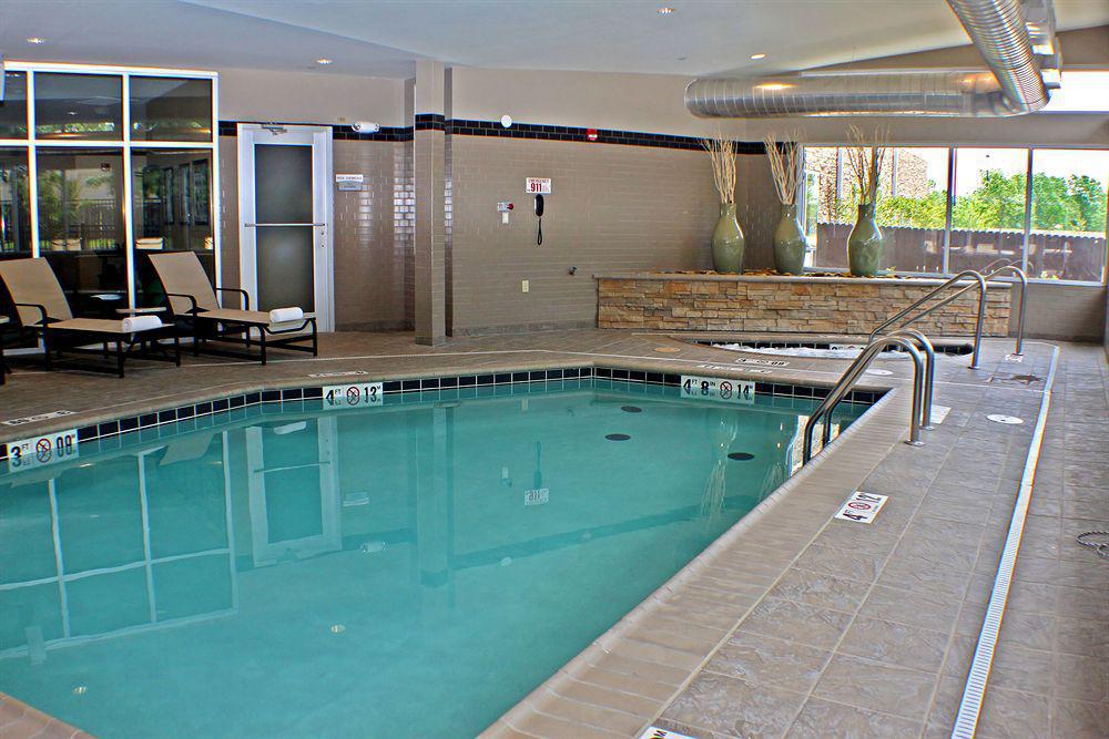 Doubletree By Hilton Airport Hotel