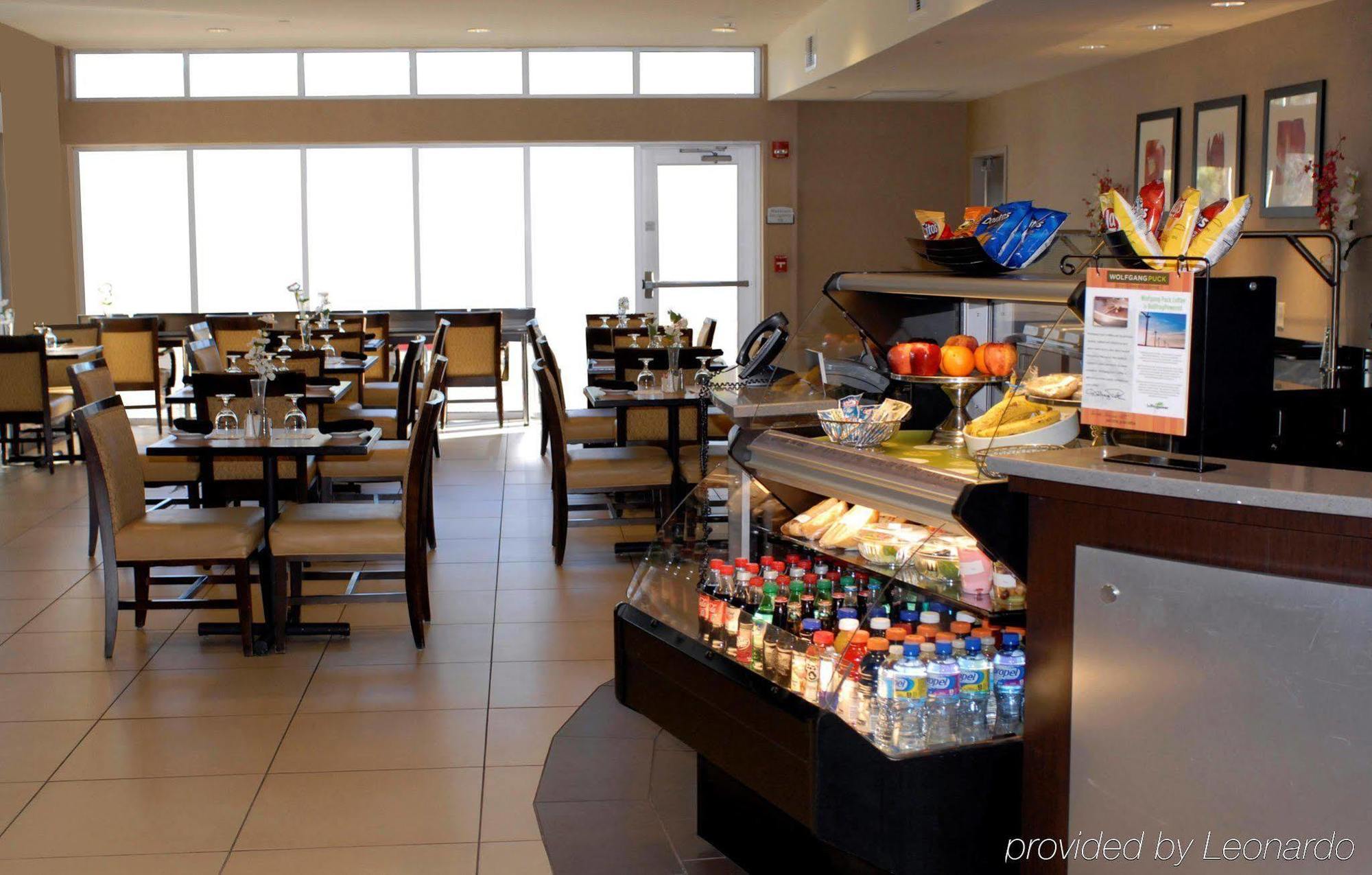 Hotel Doubletree By Hilton Airport