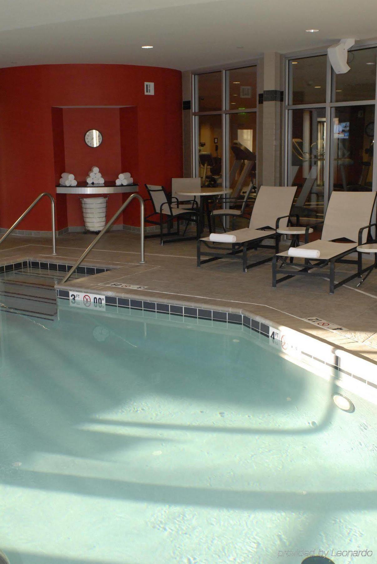 Doubletree By Hilton Airport Hotel