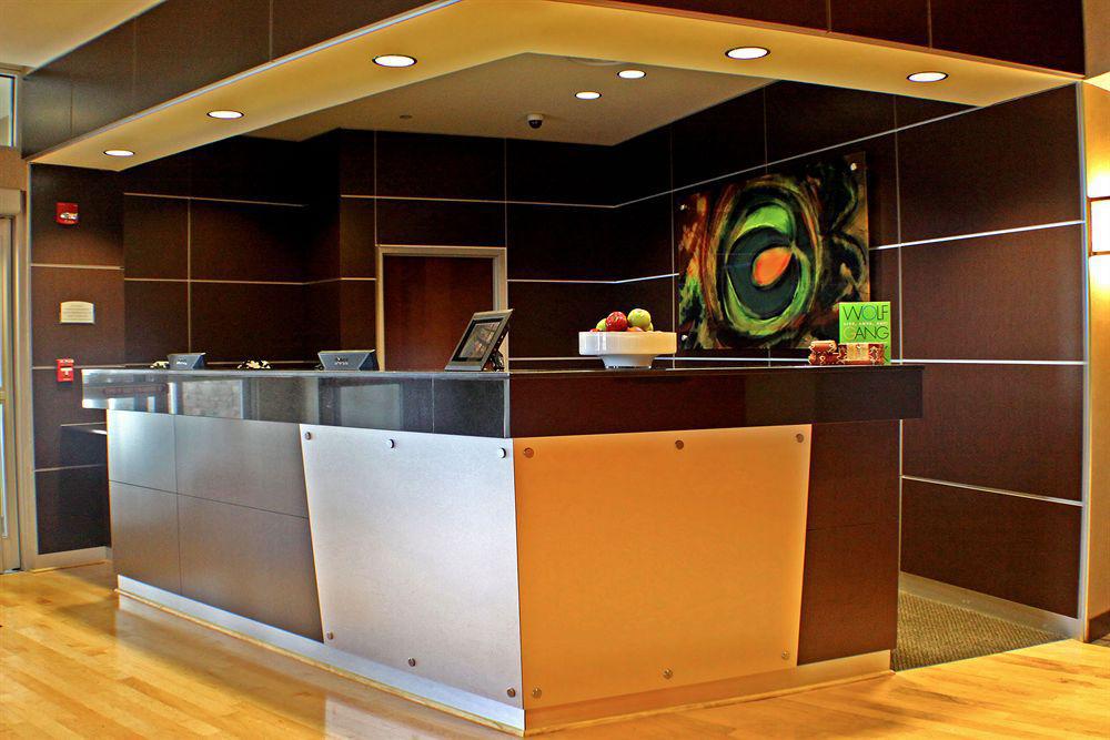 Doubletree By Hilton Airport Hotel 4*